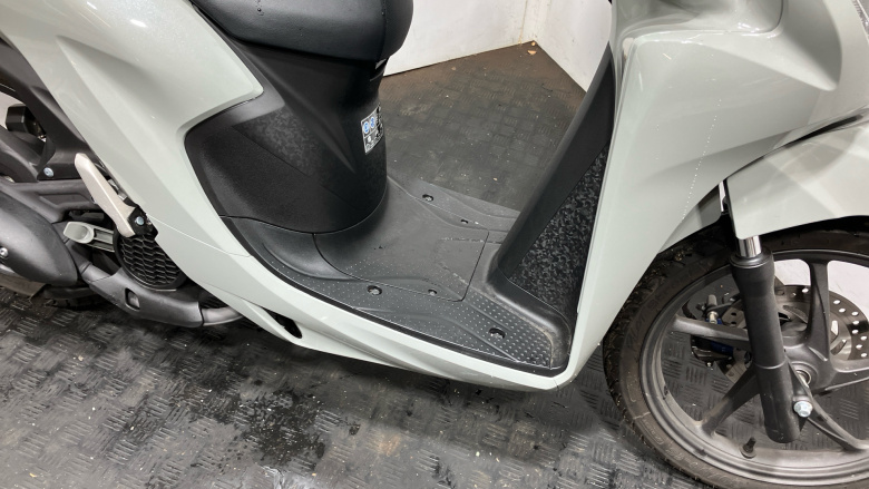 (23MY) Honda Vision 110